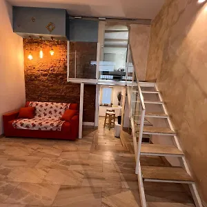 https://da-marieddu2-lovely-accommodation-in-catania-city.taorminaitalyhotels.com